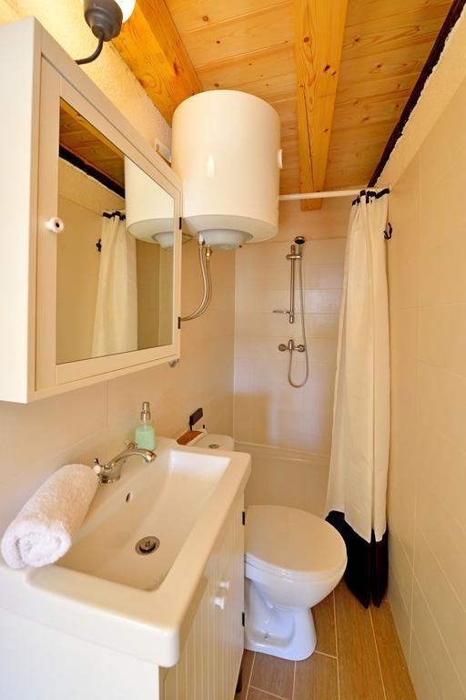 House Martelina Villa สตารีกราด-ปาเคลนีซา ภายนอก รูปภาพ